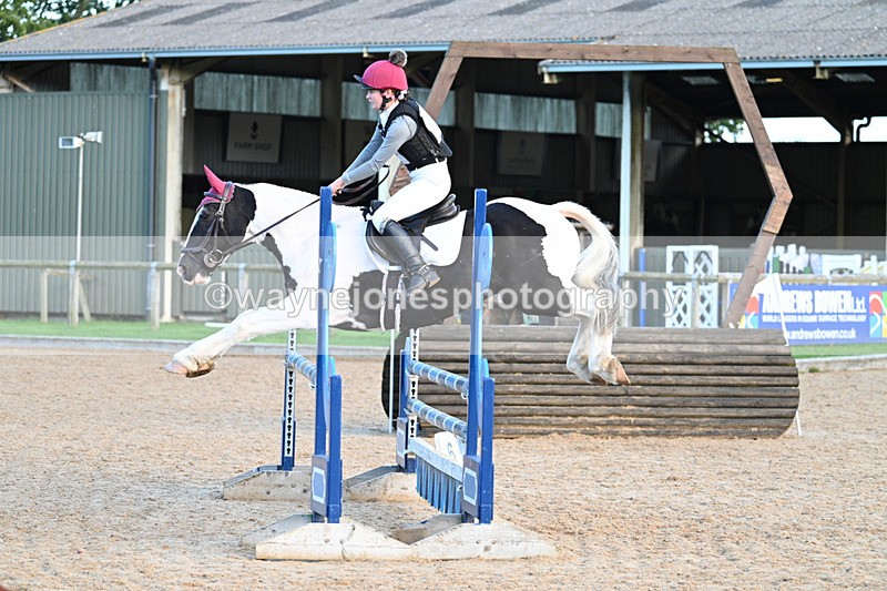 WJ7_7046 - Time 17:12 to 17:30