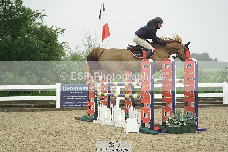 230722A-141708-09600 - Cls 23, 1 Star Gold 1.30m