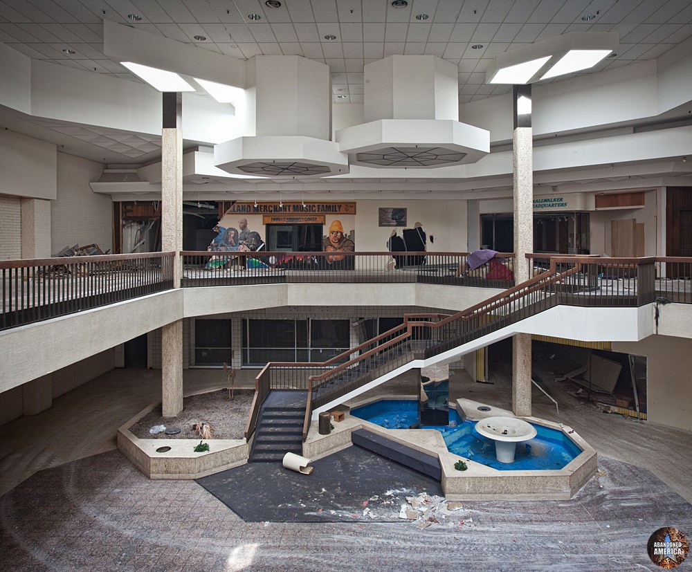 Randall Park Mall (North Randall, OH) | Geometric - Randall Park Mall