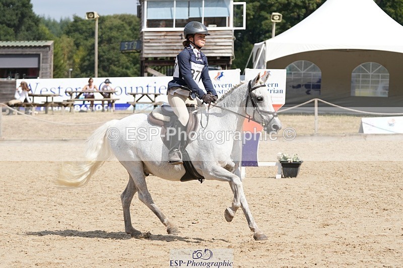 250821A-112133-15089 - WC Round 2 11.00 to 12.00