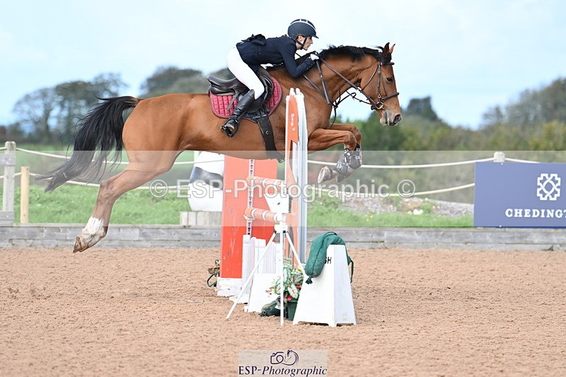 231014A-105751-04266 - Cls 18 Newcomers & 1.10m Open