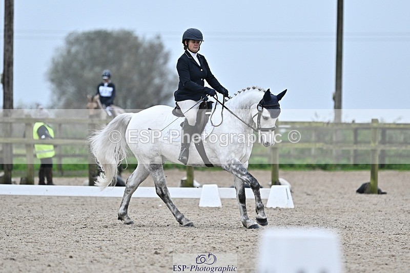 241103-144513-02621 - Novice 1 - 14.44 to 16.08