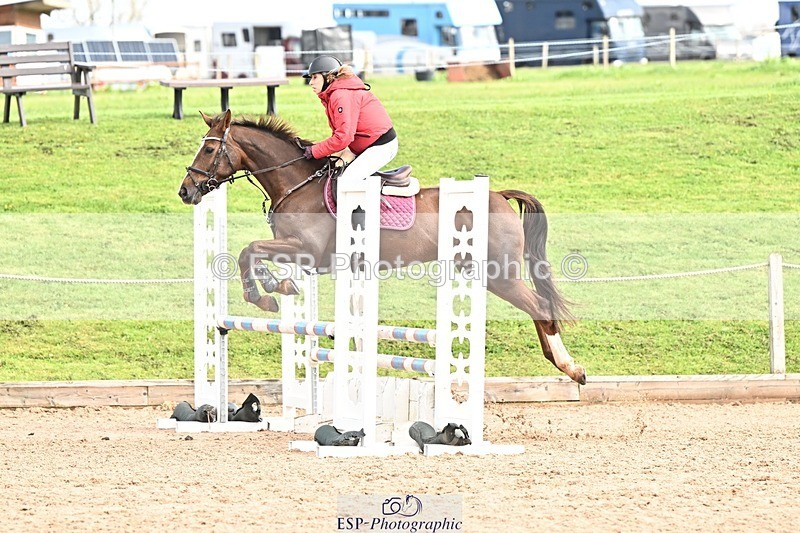 250416-100410-00199 - Cls 1 British Novice and 90cm