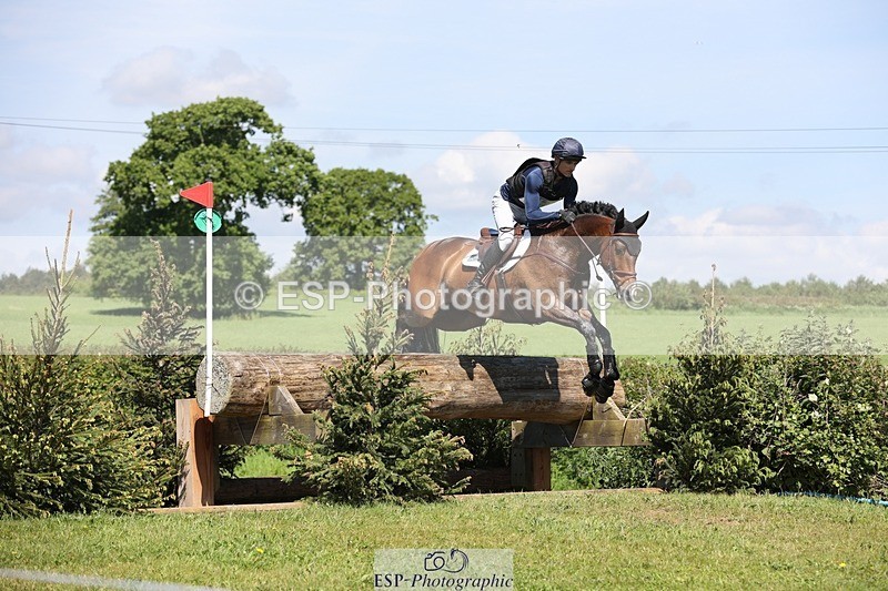 240525-105302-12530 - 320-CARPO_VIVENDI-Jack_Pinkney