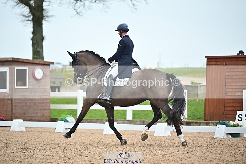 250214-111859-01315 - 130-Jezz.Palmer-Romanno.Weltino