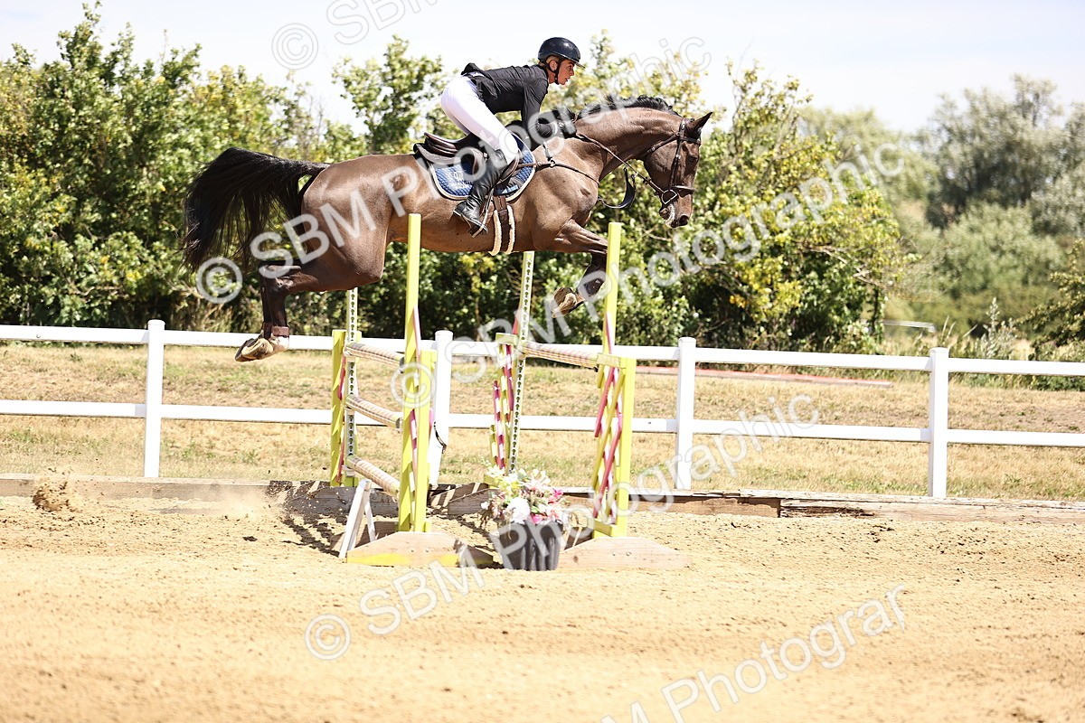 SBM_010166 - Class 9 - Senior Foxhunter - 1.20m Open