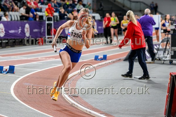 CEREL-918682 - Track Female Set One