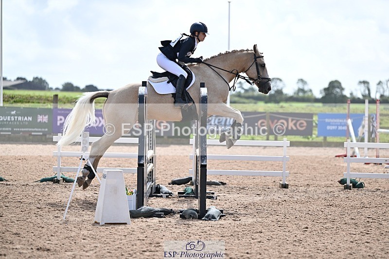 250831-135945-10232 - O-705-Imogen.Knight