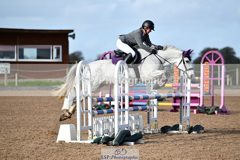 241026A-120229-01120 - SAT Cls 26+27 Club and Schools 90cm