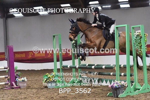 BPP_3562 - SUN CLASS 19 SENIOR  0.85m Amateur Championship Qualifier