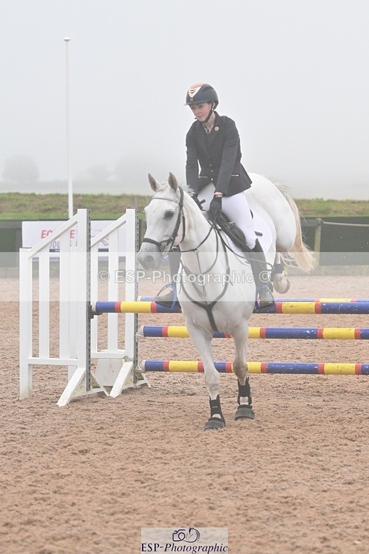 240813-194858-01036 - Classes 7 A&B 90cm