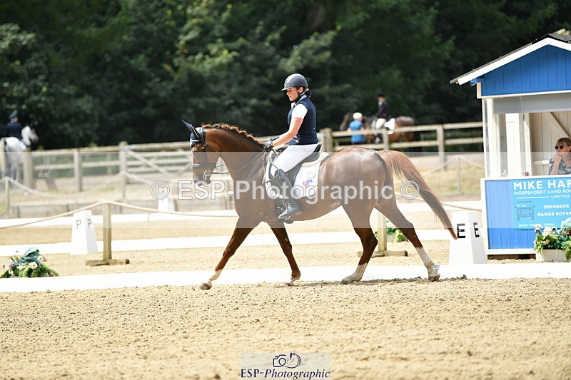 250718A-121439-01390 - 144-Verity.Perry-Vogue