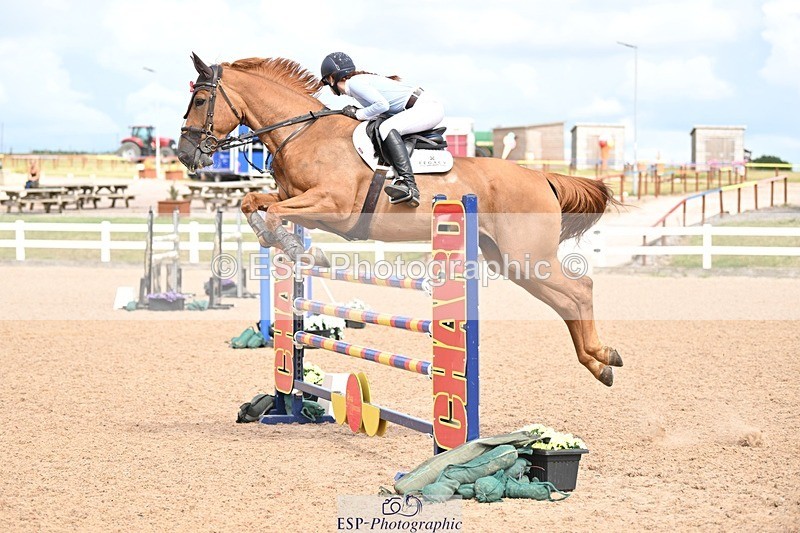 250723-154404-01208 - Cls 6 Foxhunter and 1.20m