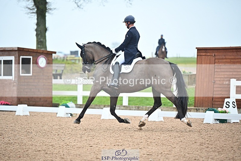 250214-130013-01707 - 130-Jezz.Palmer-Romanno.Weltino