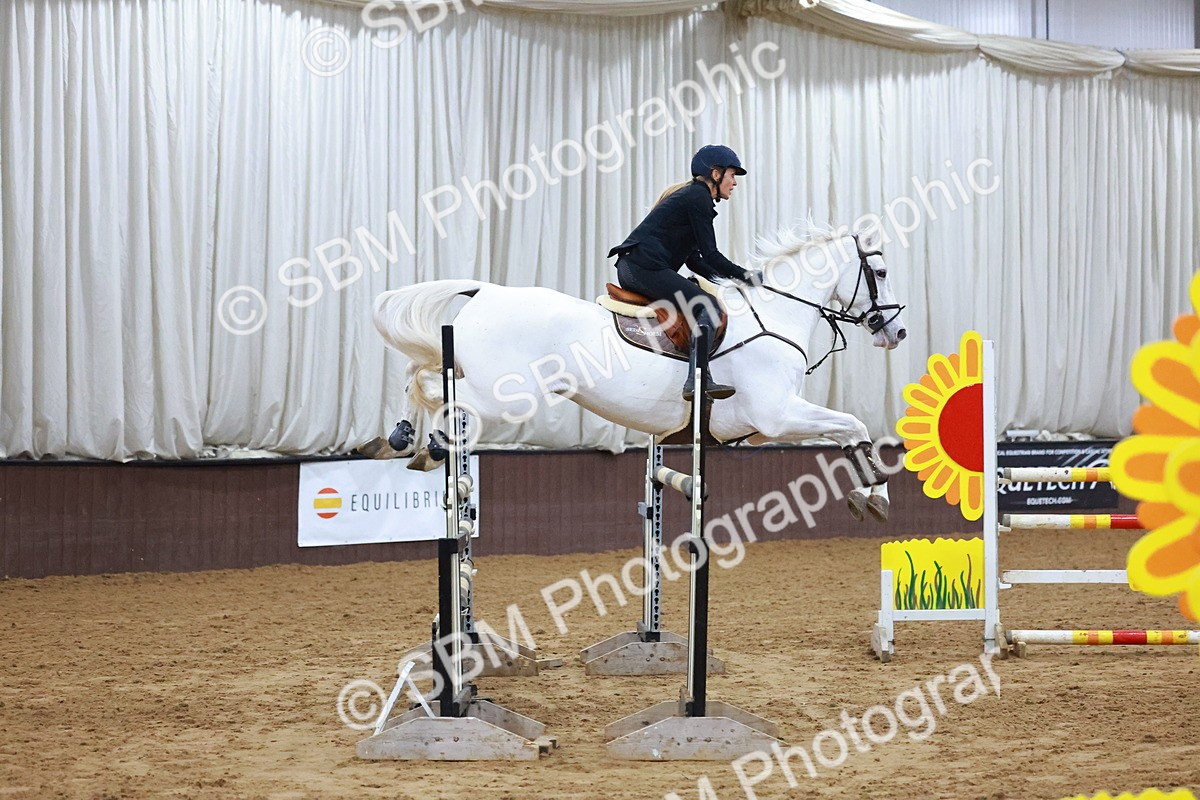 SBM_002369 - Class 5 - Senior Foxhunter 1.20m