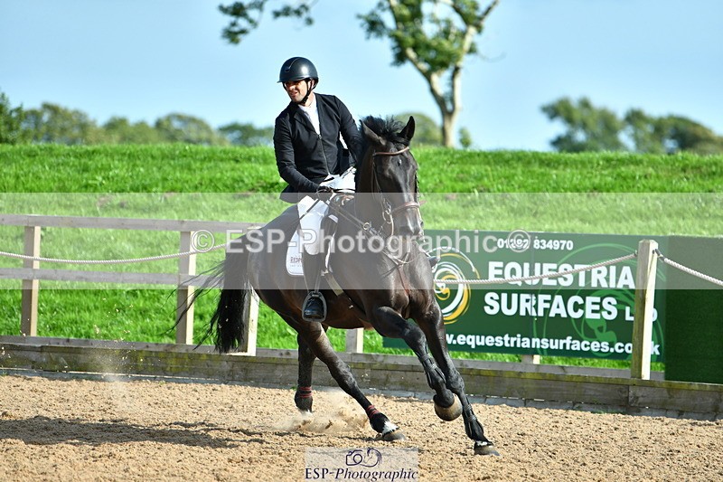 230729A-172005-07724 - Cls 18 National 1.30m