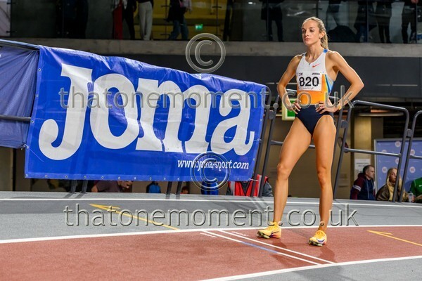 CEInv26-913807 - Track Female
