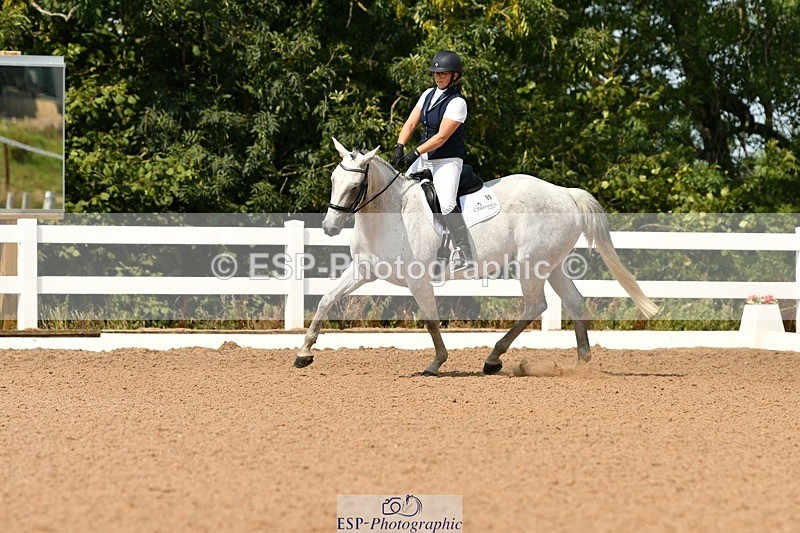 250817-120508-08758 - 099-Essie.BarkerBloody.Nora