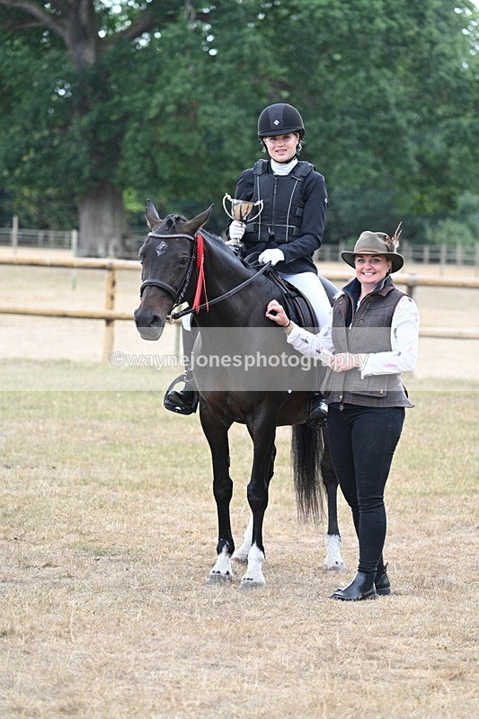 WJ7_1489 - Class 8 Ridden Veterans