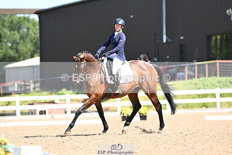 240816A-113326-04064 - 198-Lindsey.Cheffings-Prima