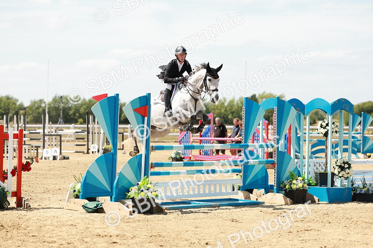 SBM_007588 - Class 3 - Senior Newcomers - 1.10m Open