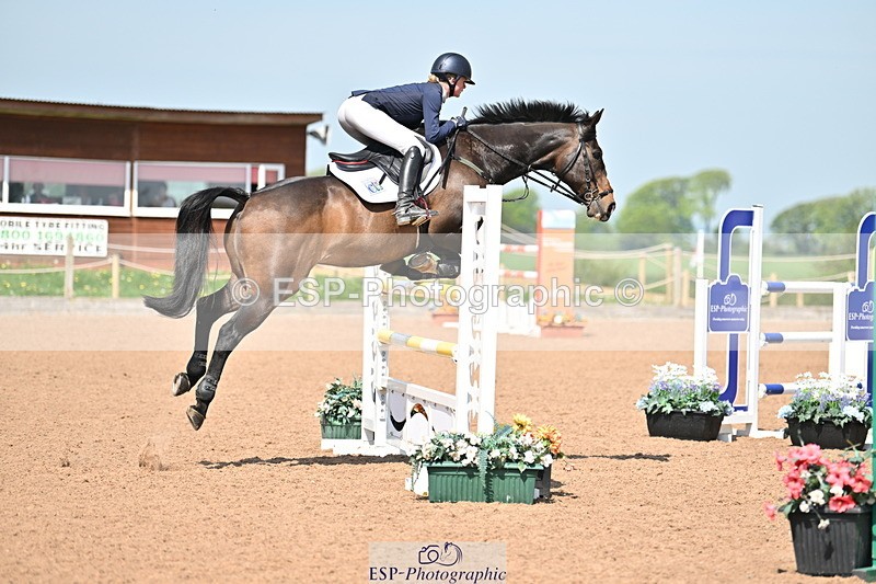 240510A-110313-05191 - Cls 21 Snr 1.20m Open