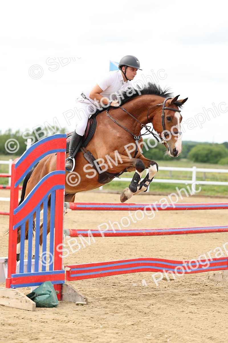 SBM_006206 - Class 19 - Senior Newcomers - 1.10m