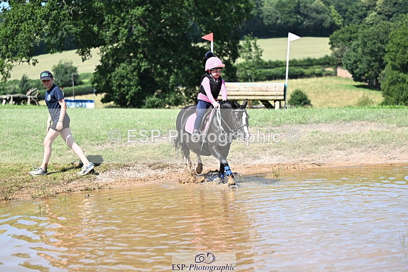 240729B-150220-03025 - Abbie's Group XC