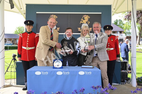 yr21052022r6-44 - Race 6: 4:42pm Yorkshire Regiment Stakes