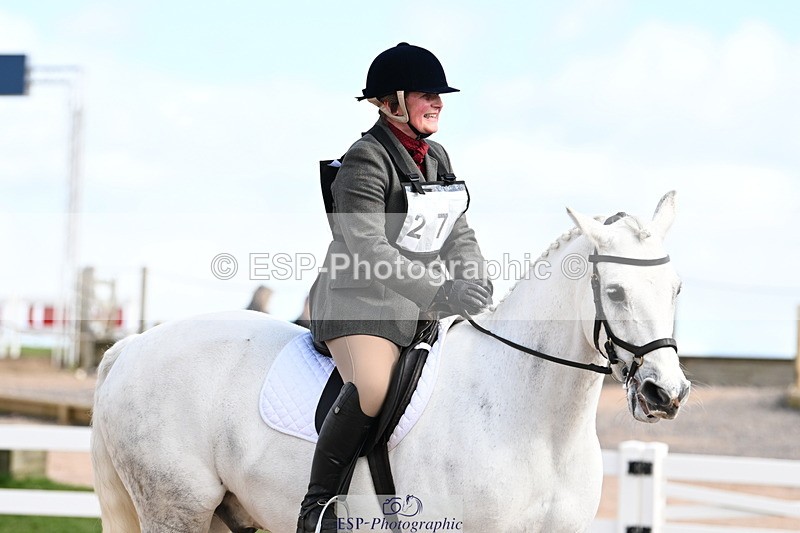 240324A-123646-02677 - Novice 27, 12.30 to 13.50