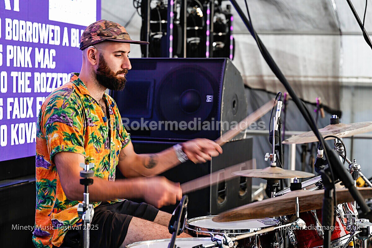 _MGL7097 - MINETY 2025