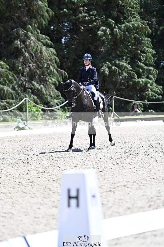 250522A-141431-04308 - D-409-Kirsty.Chabert-HERALDIKS.GIRL.OPPOSITION