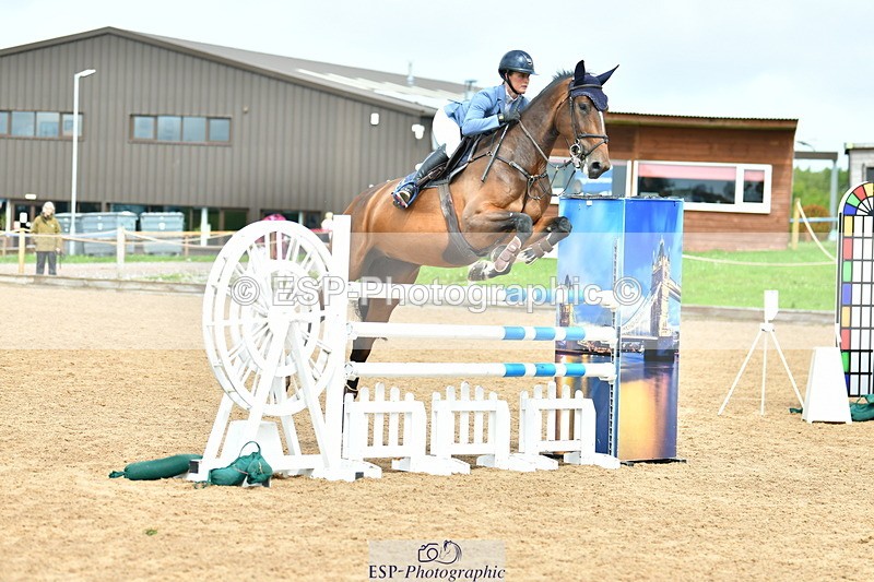 230805A-120102-00314 - Cls 3 Snr Foxhunter & 1.20m Open