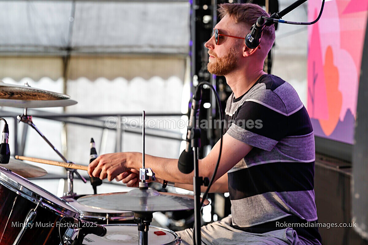 _MGL7354 - MINETY 2025