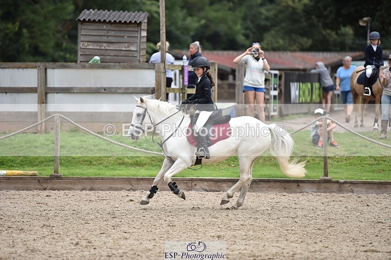 240802-124434-04630 - 70cm Round 2