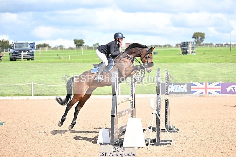 250924-132251-00435 - Cls 4 Newcomers and 1.10m Open