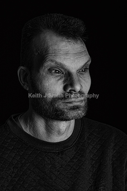 8SKJ0557BW2 - Profile Shoot