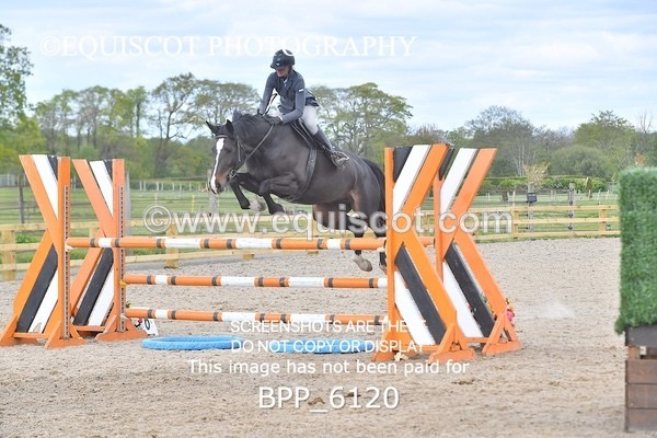 BPP_6120 - CLASS 29 SUN Senior Newcomers/ 1.10m Open