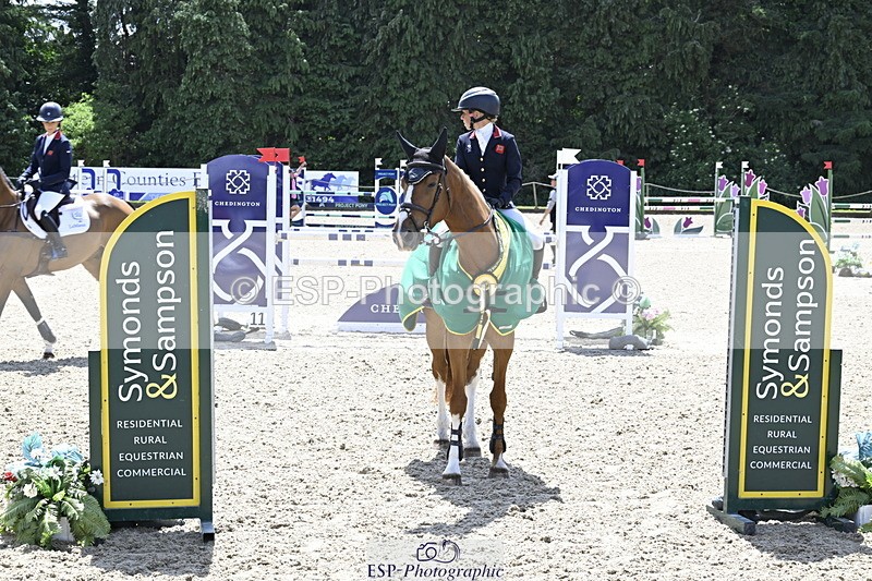 250525A-131447-17573 - Presentations Section B CCI 3 Star Long