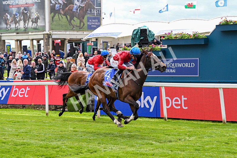 150526-Race 2-Lilt-7215 - Race 2 2.20pm Sky Bet Fillies' Stakes