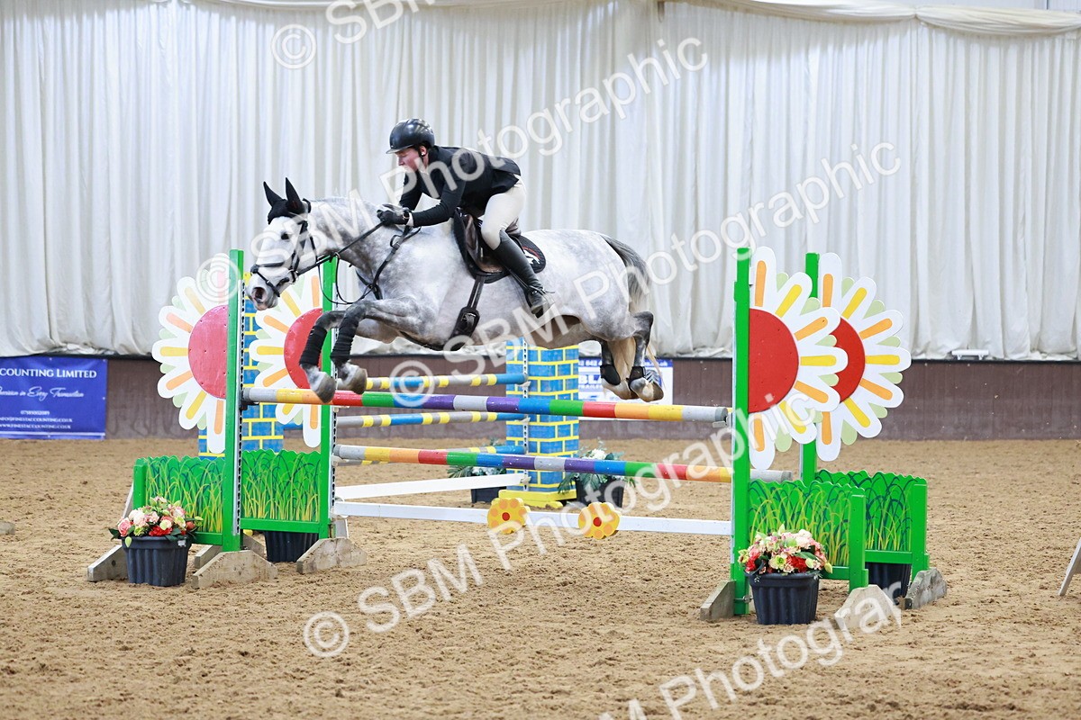 SBM_003512 - Class 11 - Senior Newcomers/ 1.10m Open