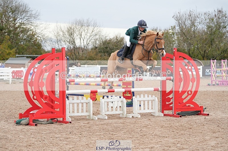 251026-140530-02923 - Cls 9 Pony Fox + 1.10m Open