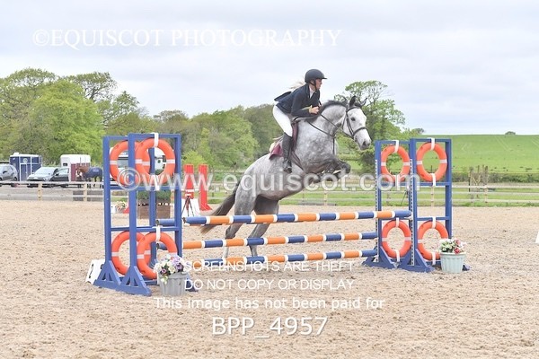 BPP_4957 - CLASS 24 SUN Senior BritiNovice/ 90cm Open