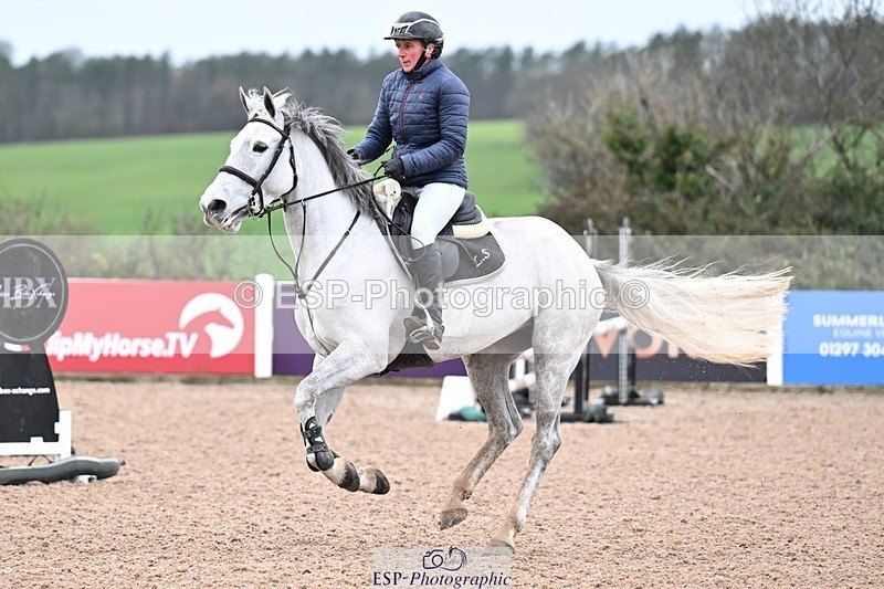 251205-100635-00131 - Cls 2 Snr British Novice and 90cm