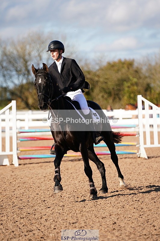 241027A-133810-03122 - SUN Cls 15-17 Children on Horses