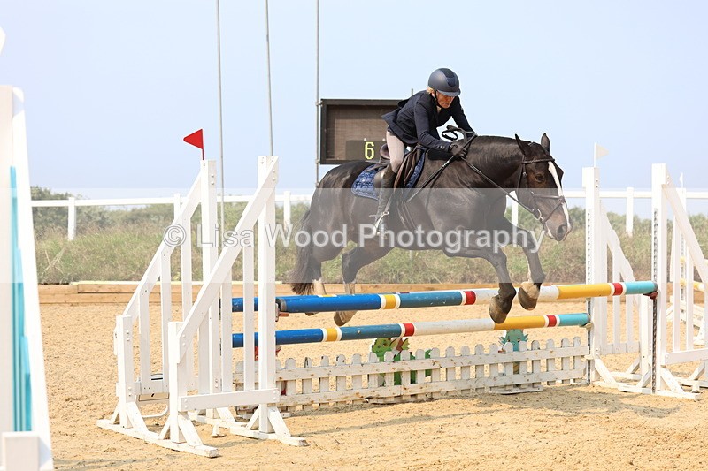 3E7A1587 - Class 4: Senior British Novice/90cm open