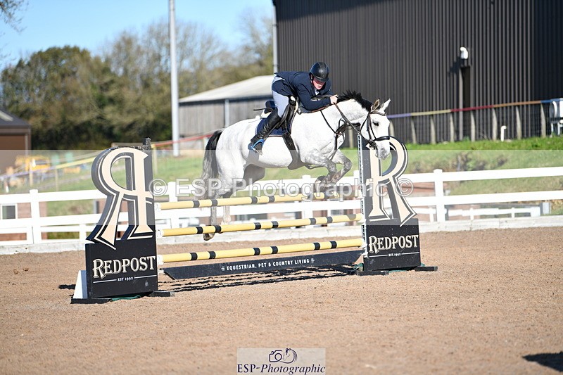 231110A-132320-00548 - Cls 5 Newcomers & 1.10m Open