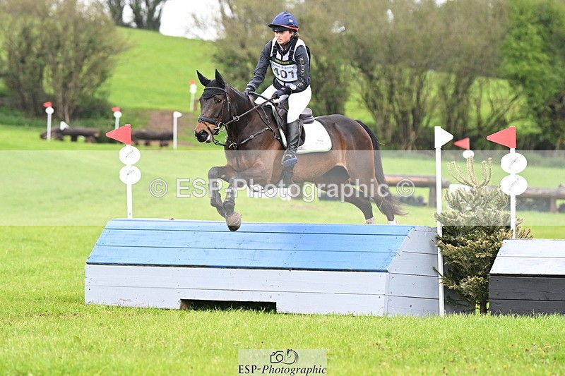 250419-104224-08639 - 401-Phoebe.Hughes-MBF.PRINCE.OAKLEY