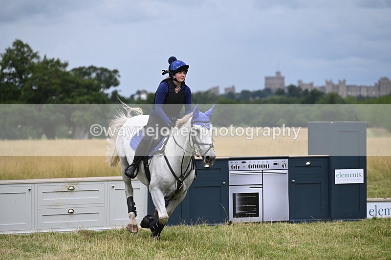 WJ6_4616 - Time at Jump 13:04 to 13:34