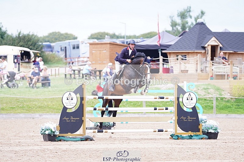 240802A-160612-05704 - Cls 19 National 1.30m Open